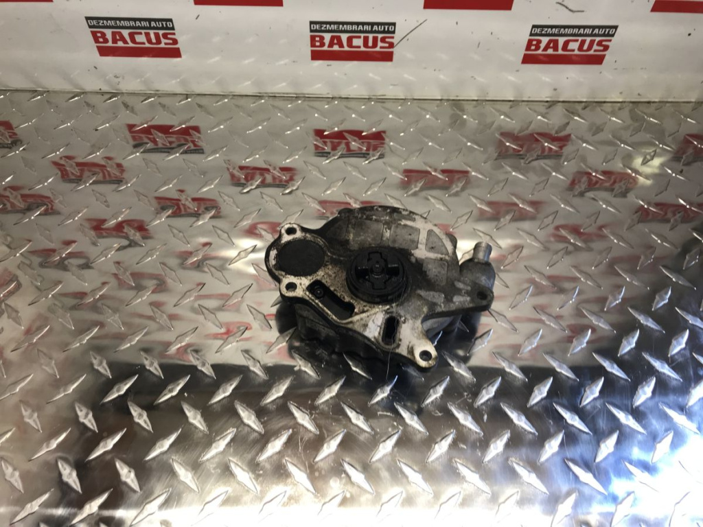 Pompa Vacuum Volkswagen VW Tiguan 5N 2.0 TDI Cod : 03L145100