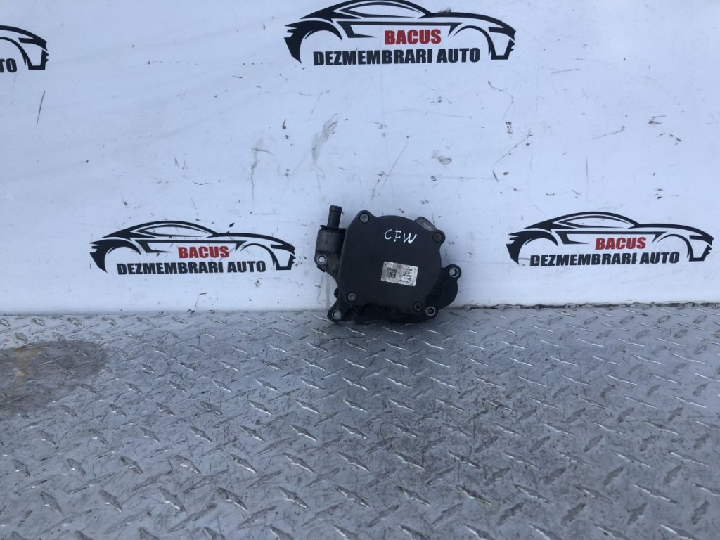 Pompa vacuum VW GOLF 6 cod 03L100J