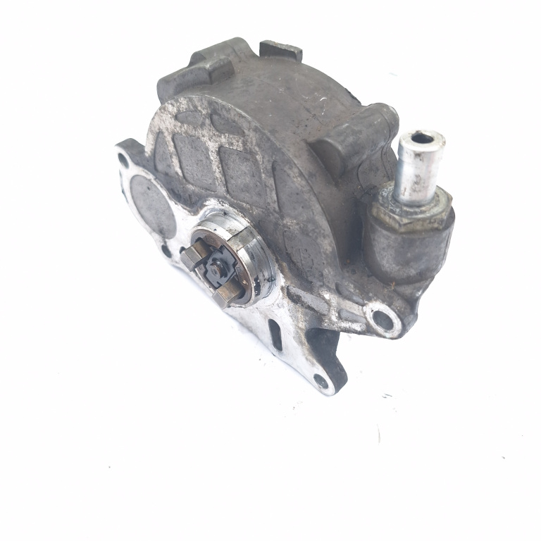 Pompa Vacuum VW PASSAT B6 2005 - 2010 Motorina 03L145100F, 03L 145 100 F, 03L145100, 03L 145 100