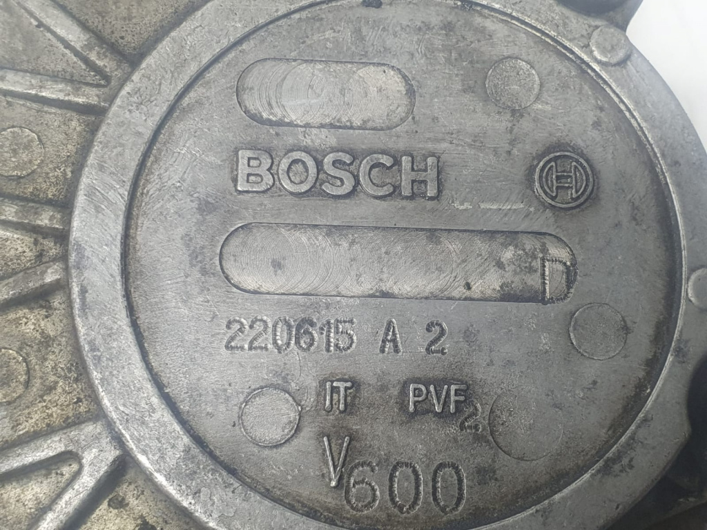 Pompa vacuum2.0 tdi BMR BMN 03g145209c S