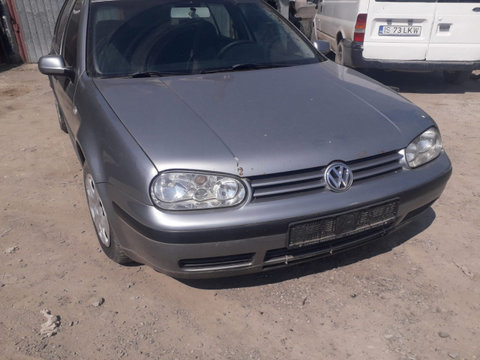 Pompita lichid parbriz Volkswagen Golf 4 [1997 - 2006] Hatchback 5-usi 1.9 TDI MT (101 hp) AXR, gri hatch Euro3