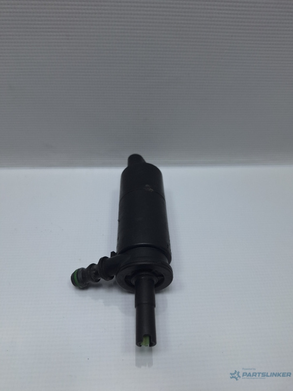 Pompita spalatoare faruri VOLKSWAGEN PASSAT (365) [ 2010 - 2014 ] 2.0 TDi BlueMotion (CFFB) 103KW|140HP OEM 3B7955681