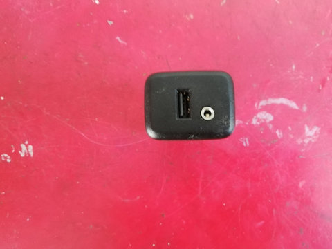 Port USB Opel Mokka X 13591084