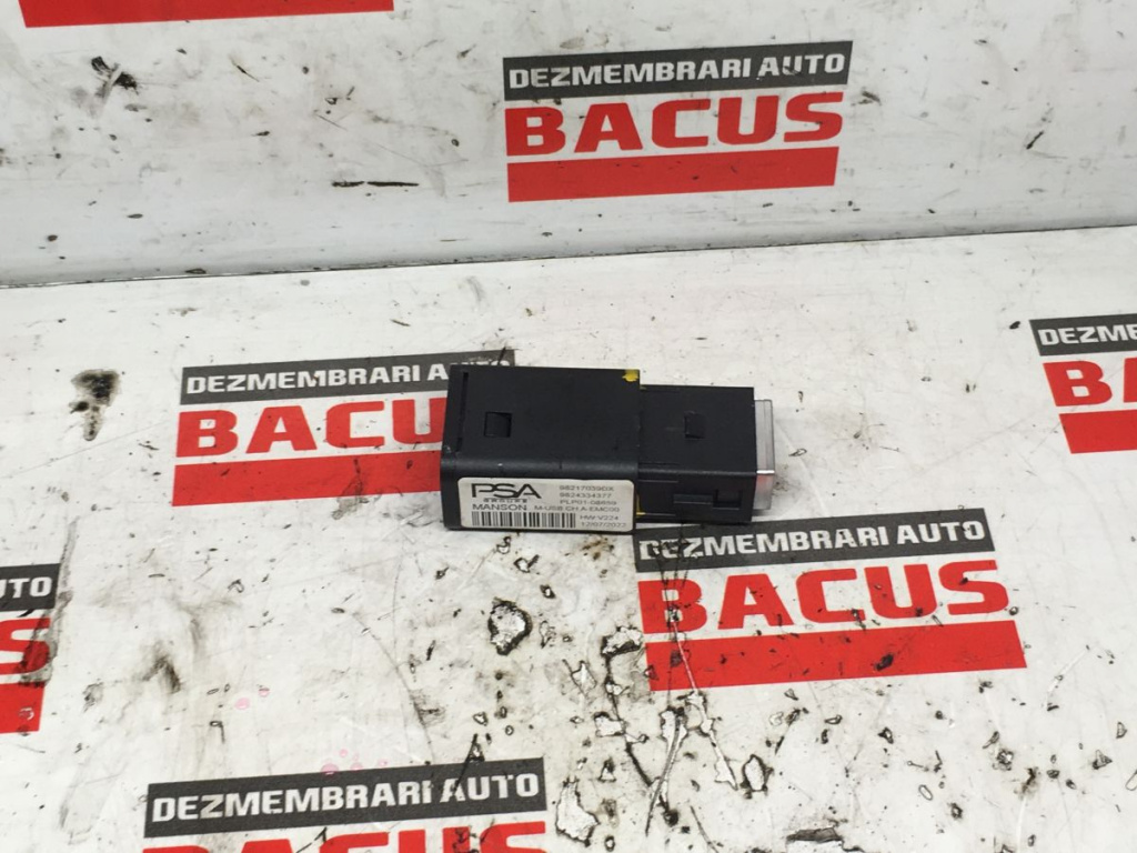 Port usb Peugeot 208 dupa 2019 2008 308 3008 citroen c3 c4 ds opel corsa f mokka COD- 9824334377