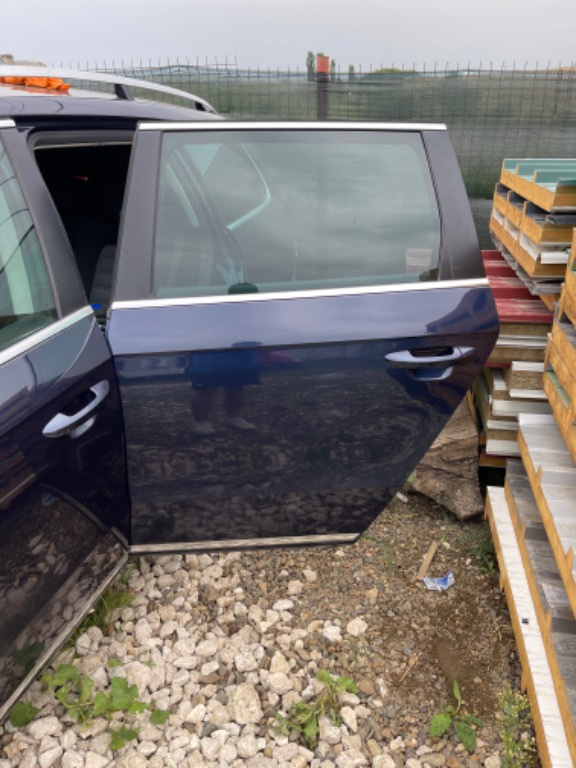Portiera completa Passat B7 Break stanga spate cod culoare LH5X