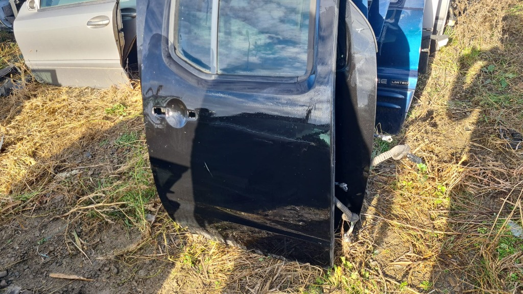 Portiera dezechipata dreapta spate Nissan Navara D