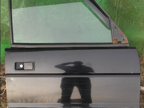 Portiera dreapta fata neagra Land Rover Discovery 1