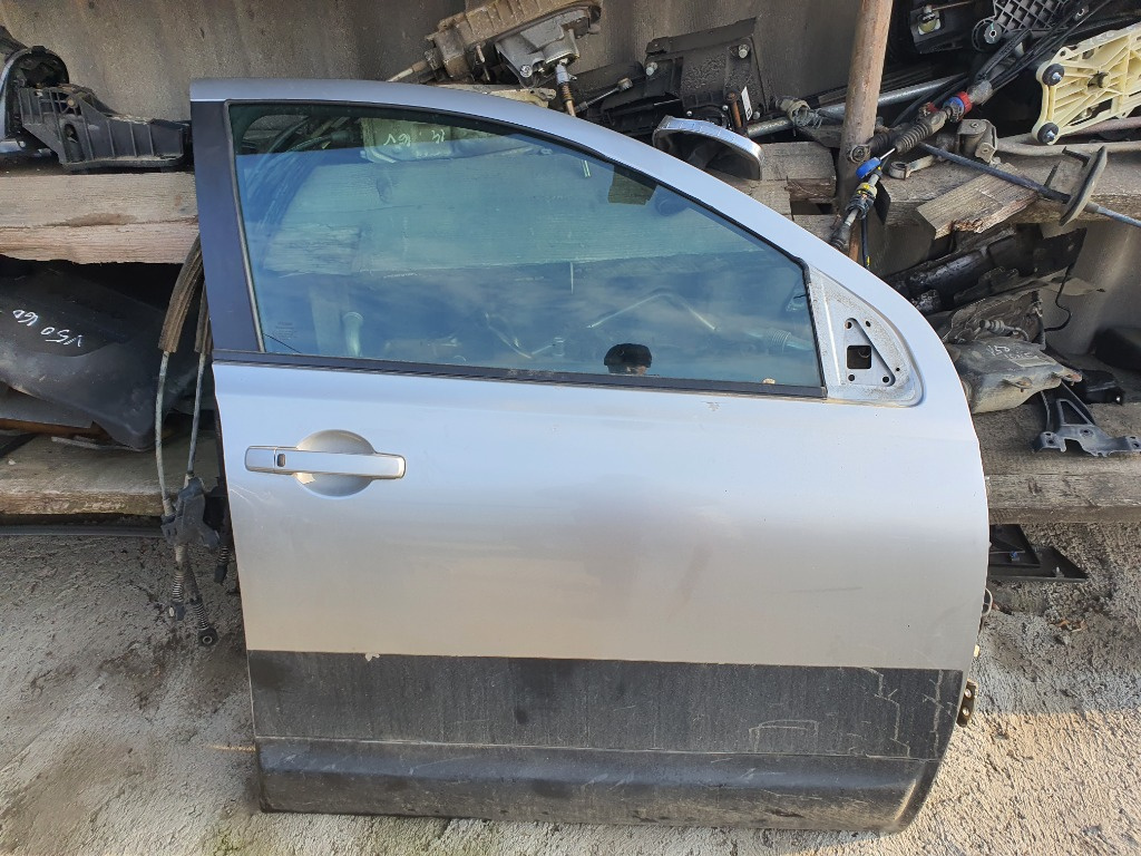 Portiera fata dreapta Nissan Qashqai 2007 cu geam maner macara electrica broasca