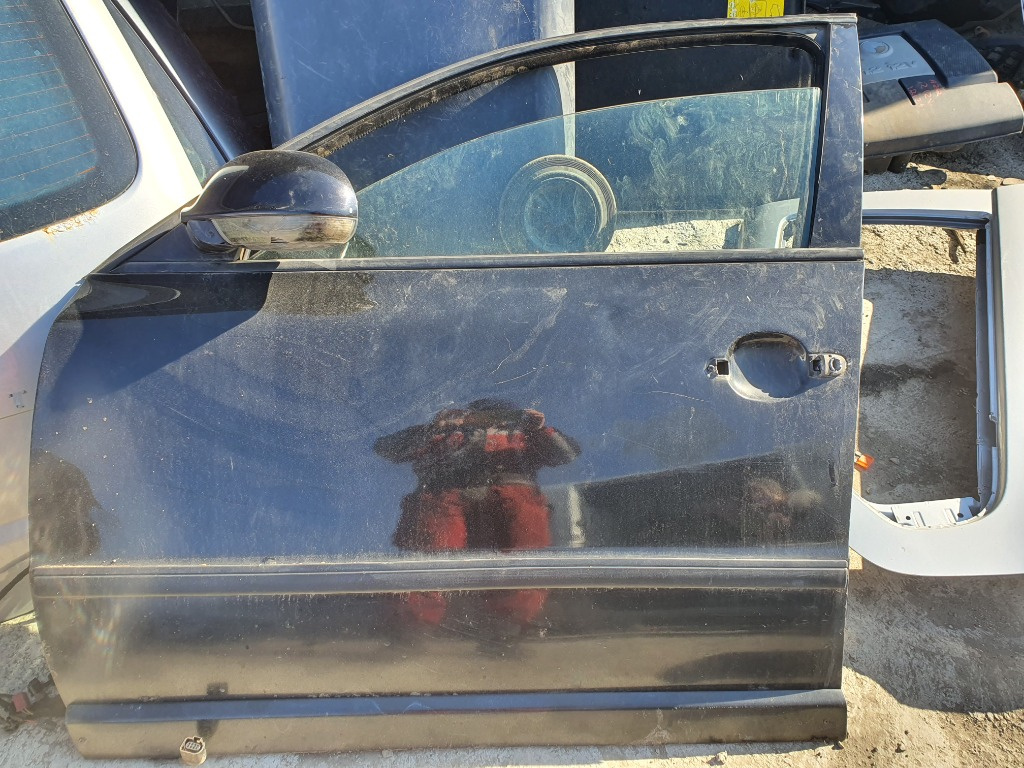 Portiera fata stanga DEZECHIPATA Skoda Superb 2004 1.9 tdi