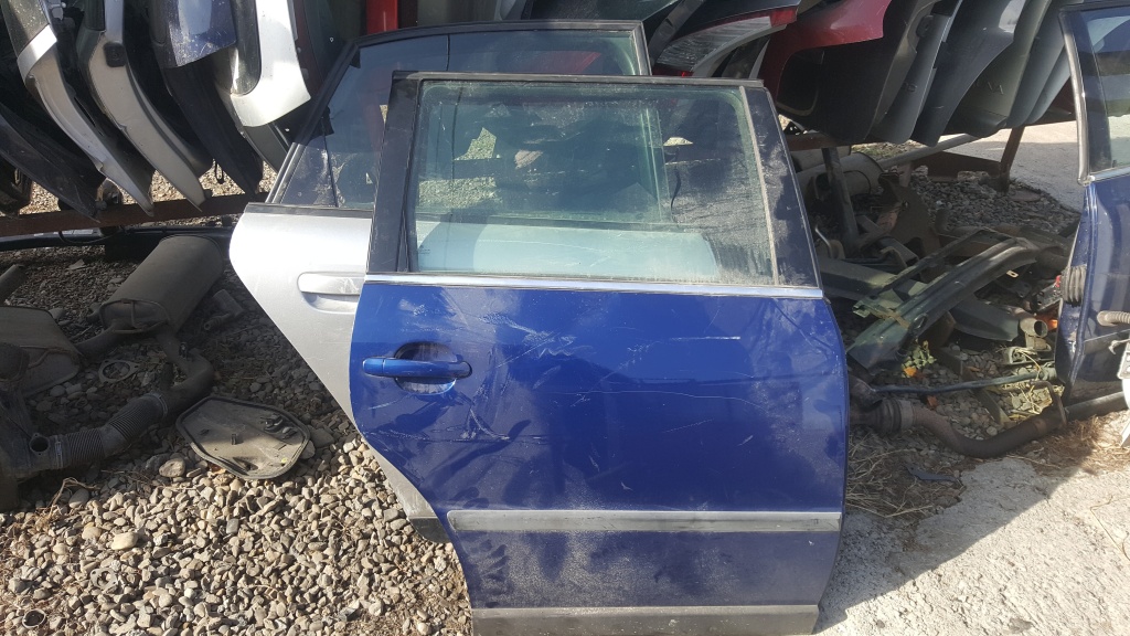 Portiera spate dreapta combi break Vw Passat 2001 2002 2003 2004 cu geam maner macara electrica broasca