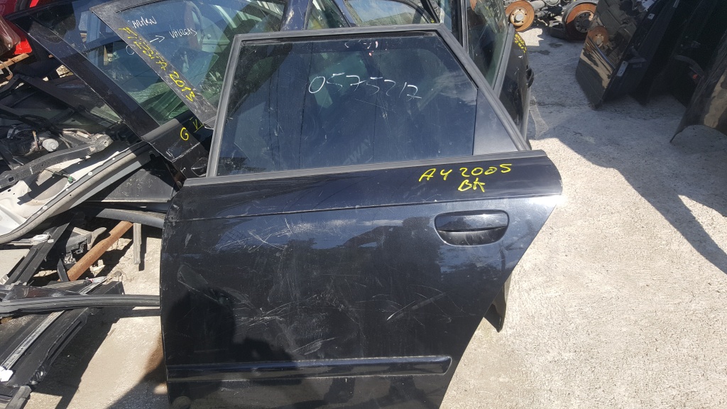 Portiera spate stanga Audi A4 B7 2005 break cu geam maner macara broasca