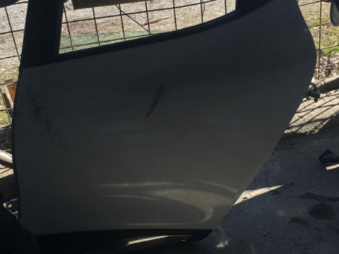 Portiera spate stanga RENAULT CLIO 4, an 2013, cu geam maner macara broasca