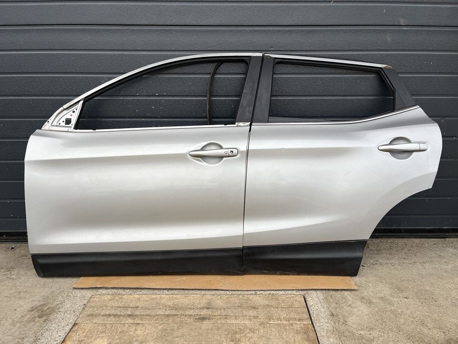 Portiera stanga fata / Portiera stanga spate Nissan Qashqai J11