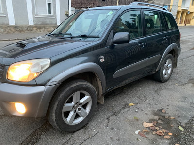 Portiera stanga fata Toyota RAV 4 din 2005