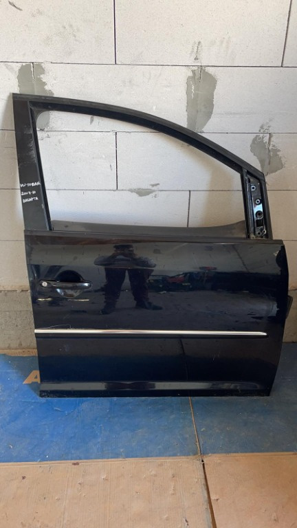 PORTIERA VW TOURAN DREAPTA FATA 2007-2010