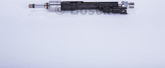 Portinjector Injector de combustibil se potrivește. BMW 1 F20 1 F21 2 F22 F87 2 F23 3 F30 F80 3 F31 3 GRAN TURISMO F34 4 F32 F82 BMW Z4 ROADSTER II (E89), Roadster, 02.2009 - 08.2016 BOSCH 0 261 500 260