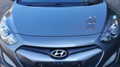 Prag dreapta Hyundai i30 2014 HATCHBACK 