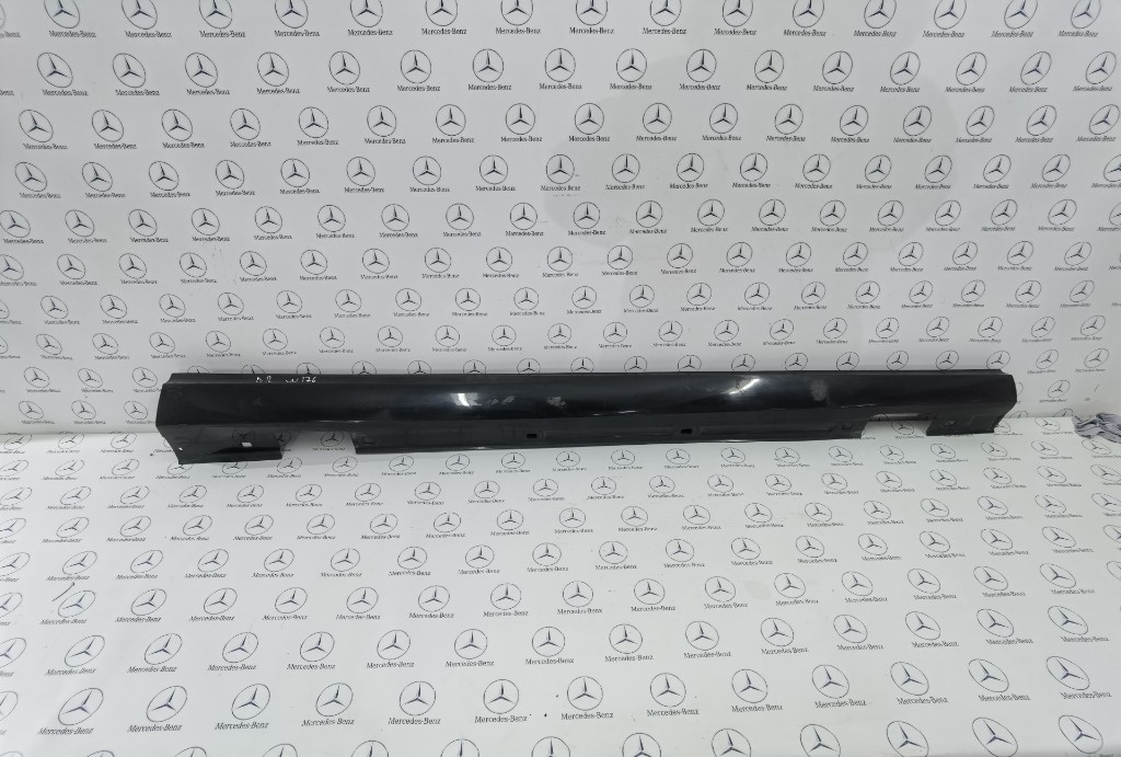 Prag dreapta Mercedes A200 cdi w176