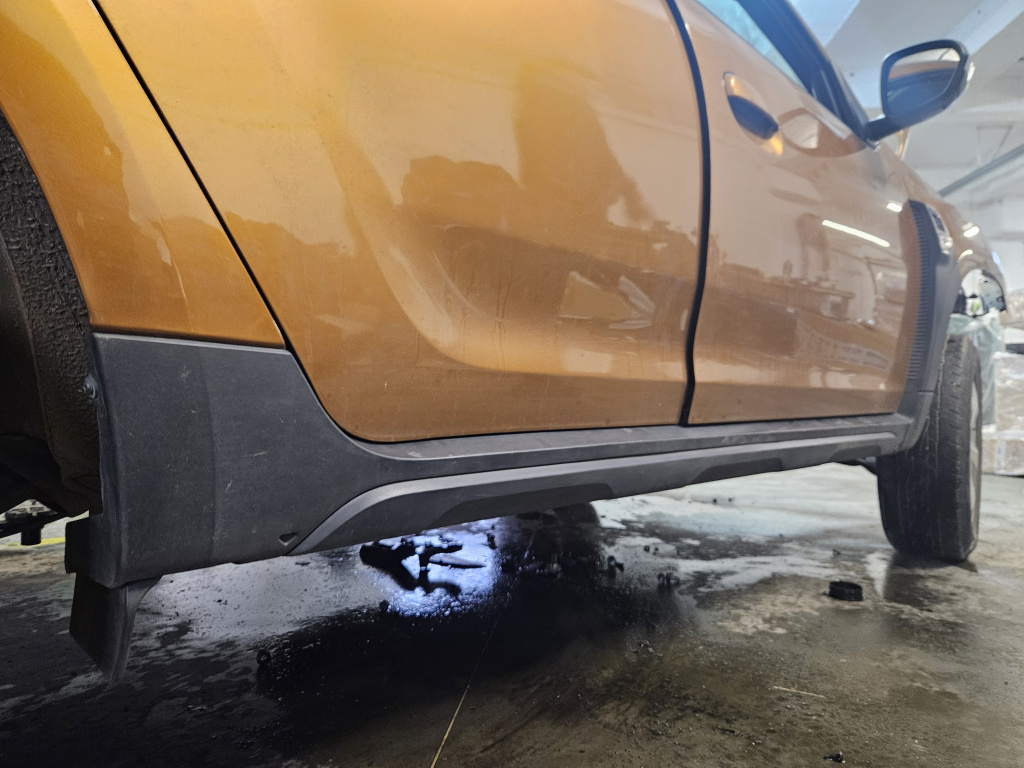 Prag dreapta plastic Dacia Duster 2019