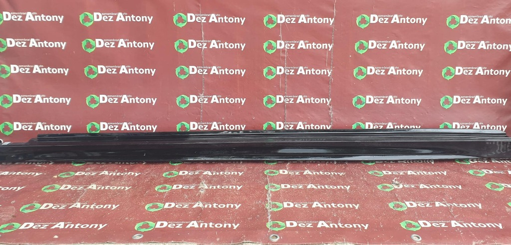 Prag stanga Mercedes AMG Class 118 W118 2019 2020 2021 2022 2023 2024 cod A1186909100 A1186909300