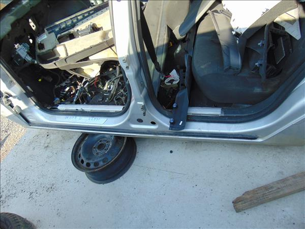 Prag Stanga OPEL ASTRA H combi 1.6 Z 16 XEP