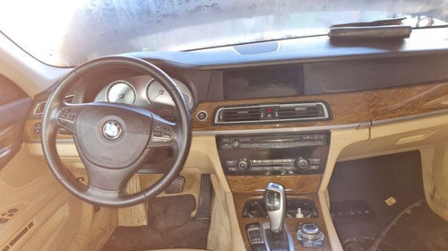 Praguri BMW F01 2012 Sedan 3.0 diesel