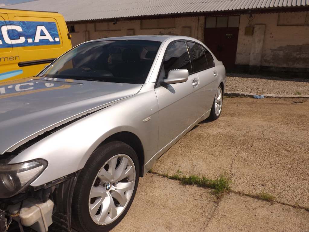 Praguri BMW Seria 7 E65, E66 2003 Berlin