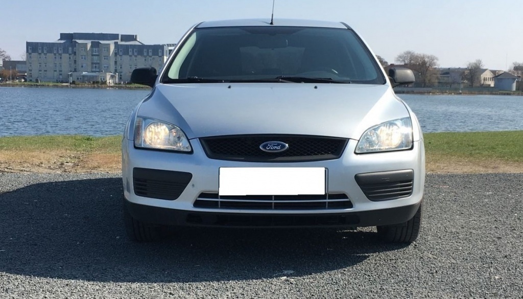 Praguri Ford Focus Mk2 2006 caravan 1.6 