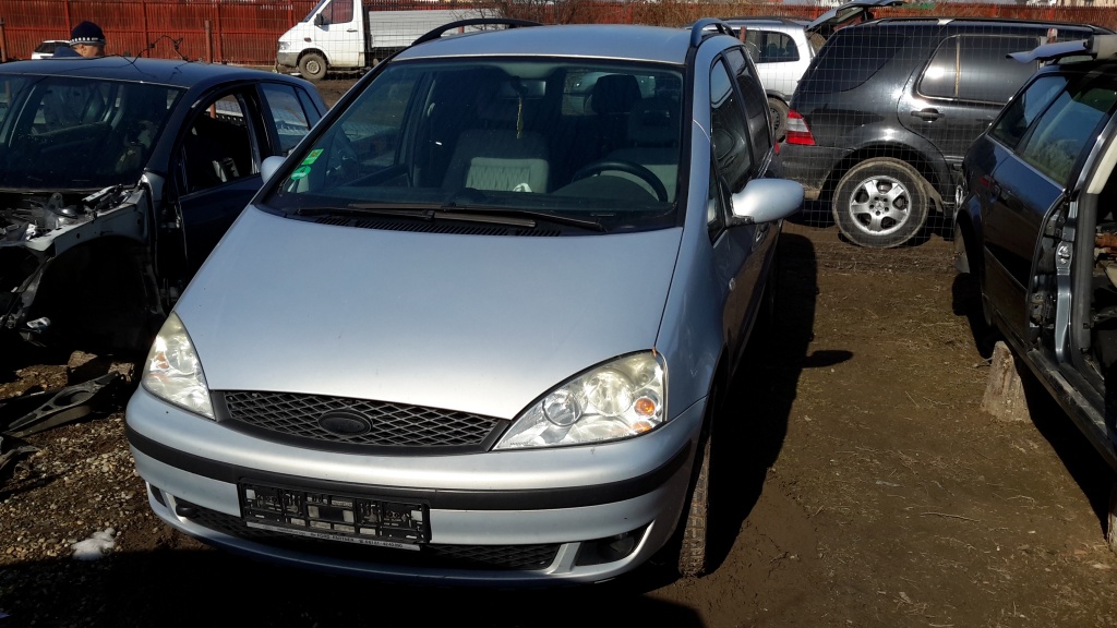 Praguri Ford Galaxy 2002 hatchback 1.9