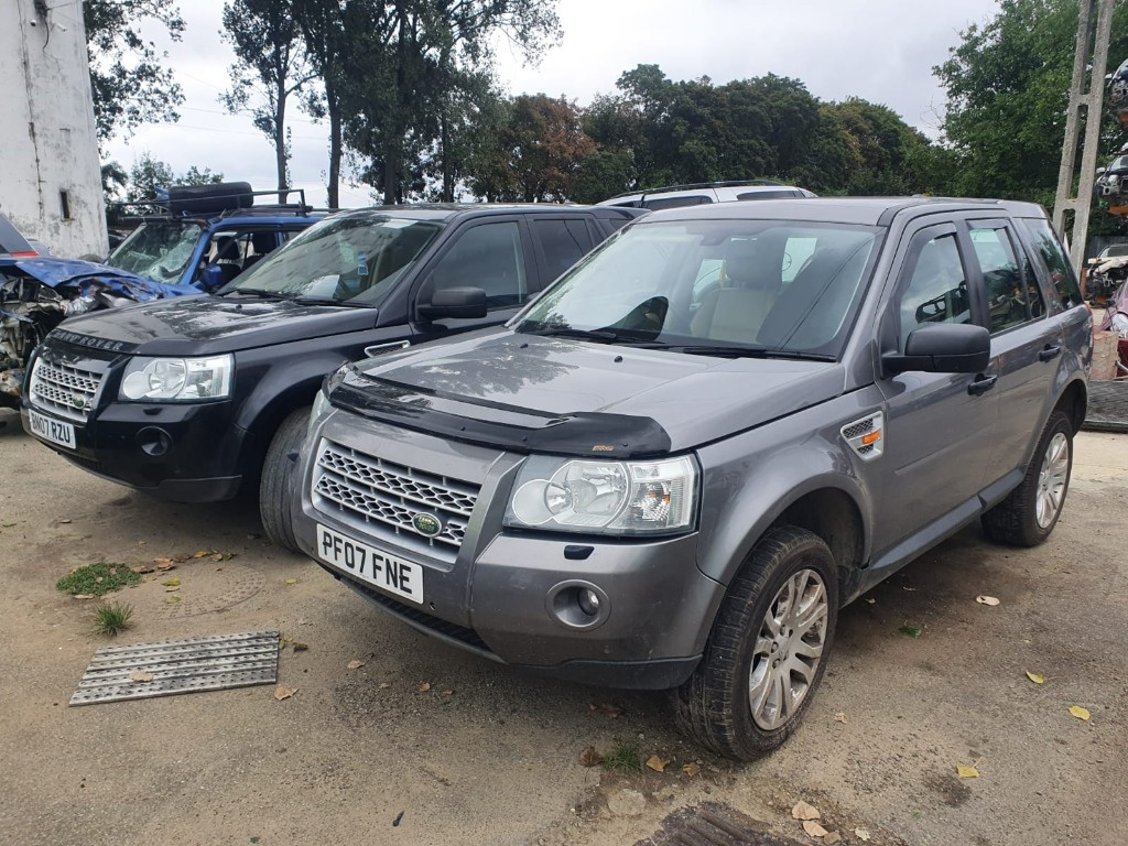 Praguri Land Rover Freelander 2009 4x4 2