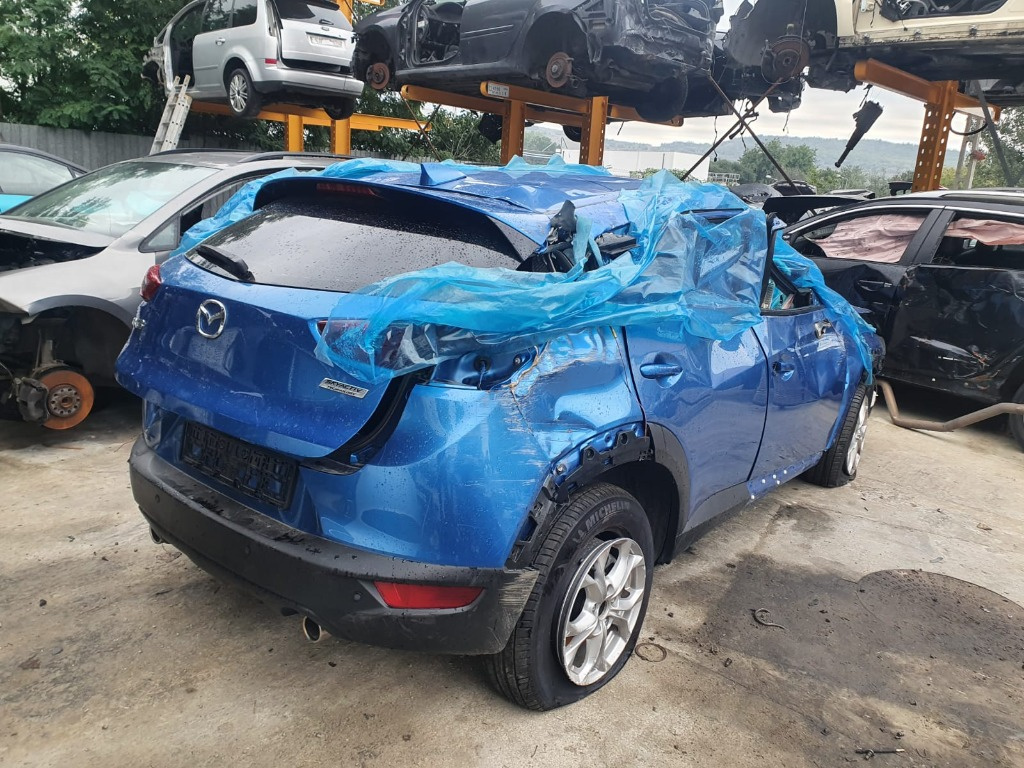 Praguri Mazda CX-3 2016 suv 2.0 benzina