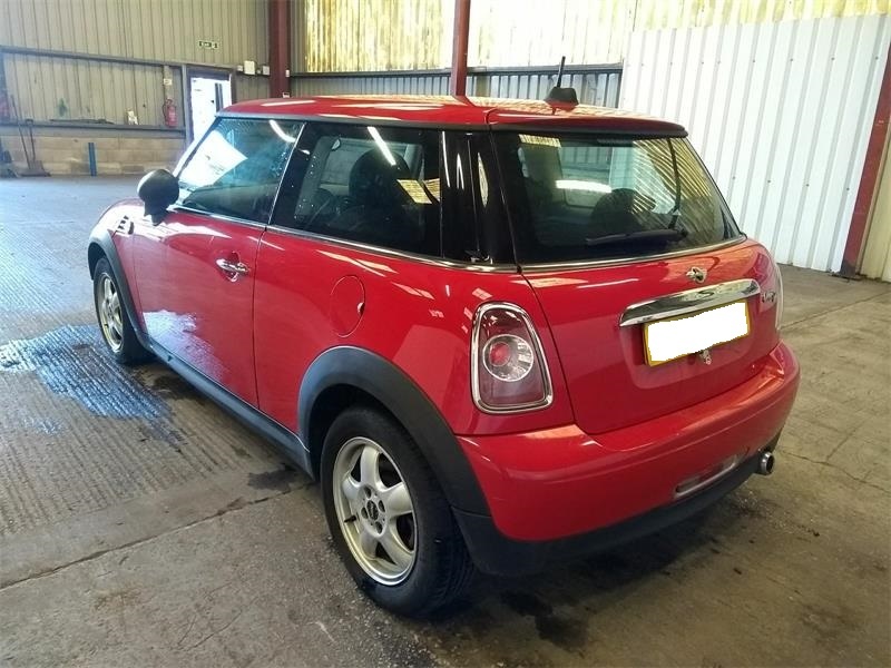 Praguri Mini One 2011 Hatchback 1.6 D ok