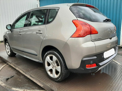 Praguri Peugeot 3008 2011 SUV 1.6 HDI