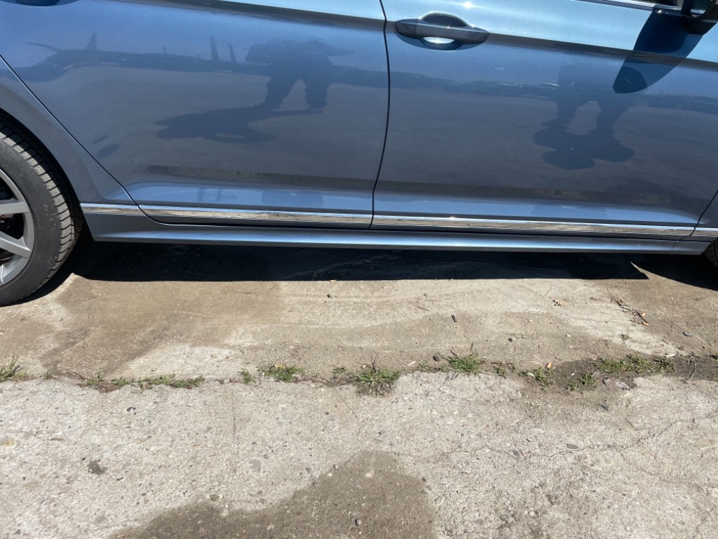 Praguri R line Vw Passat B8 berlina