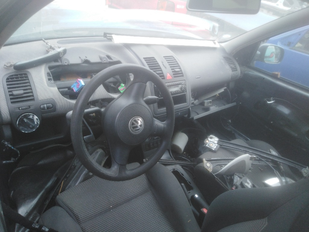 Praguri Volkswagen Polo 6N 2001 Hatchbac