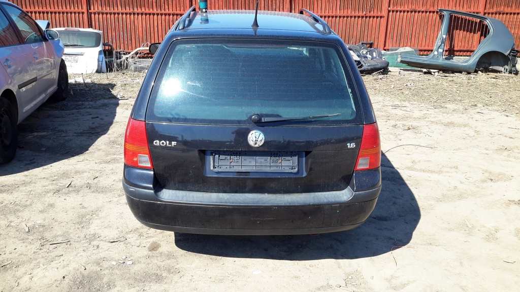 Praguri VW Golf 4 2000 break 1.6