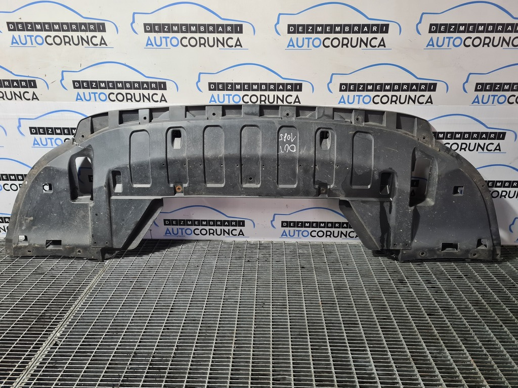 Prelungire Bara Fata Mitsubishi Outlander III 2012 - 2015 NEGRU Crăpată