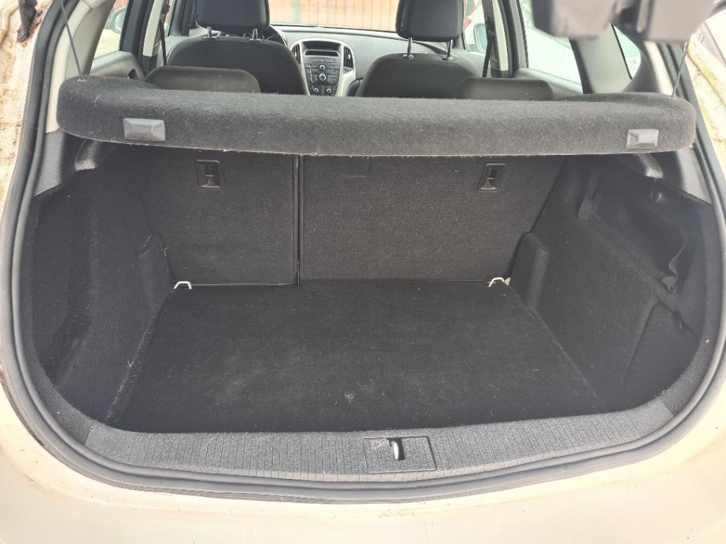 Prelungire bara fata Opel Astra J 2012 H
