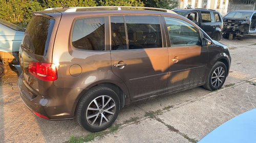 Prelungire bara fata Volkswagen Touran 2