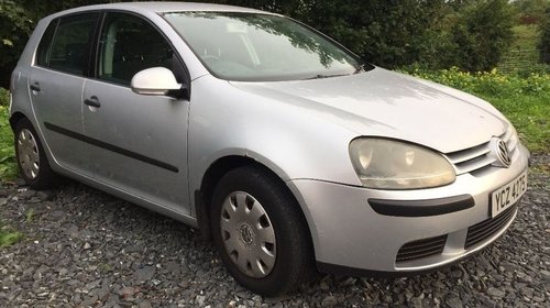 Prelungire bara fata VW Golf 5 2005 Hatc