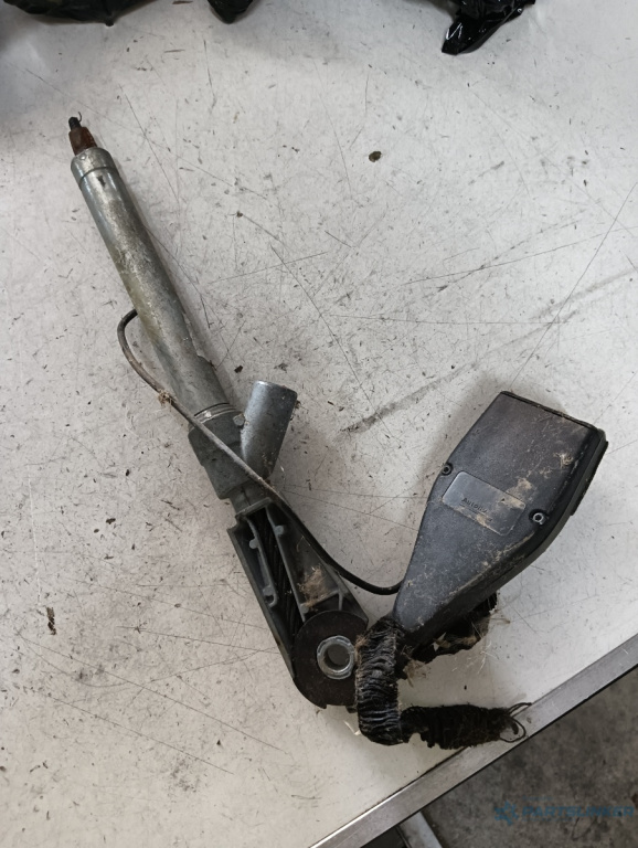 Pretensionare dreapta fata RENAULT MEGANE II (BM0/1_, CM0/1_) [ 2001 - 2012 ]