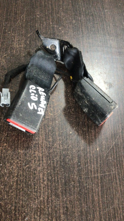 Pretensioner centura de siguranta spate centru Renault Clio 5 cod 878164707r
