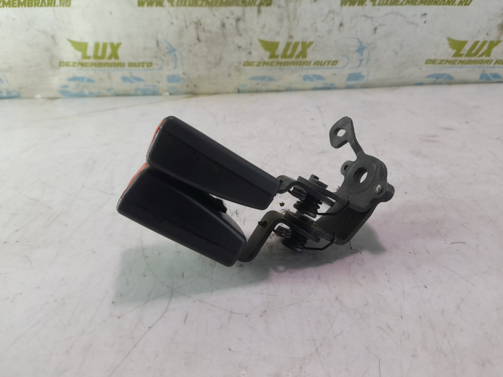 Pretensioner spate 5F0857739 Seat Leon 3 5F [2012 - 2016] 1.4 tsi CMB
