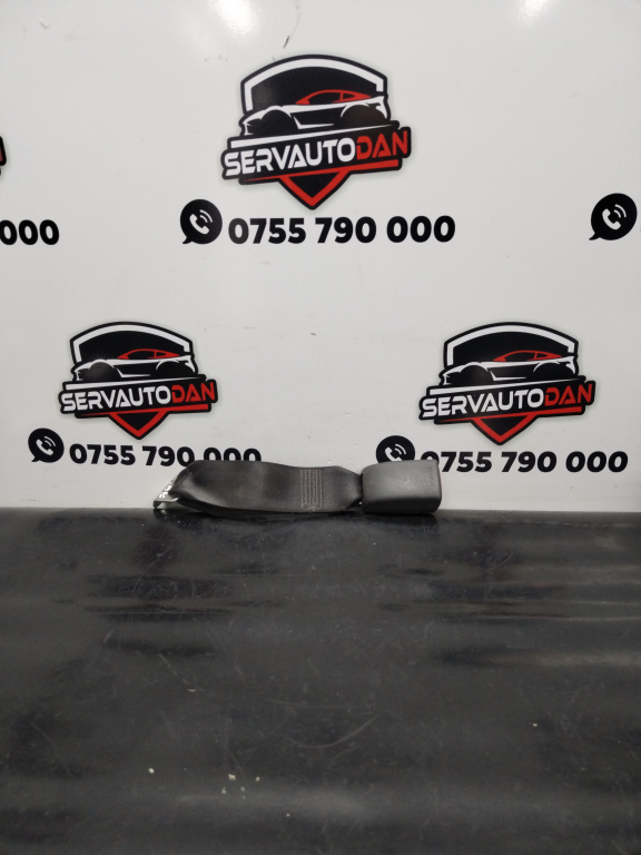 Pretensionere Nissan Navara (2004->) 2.5 Motorina 2008, E034601