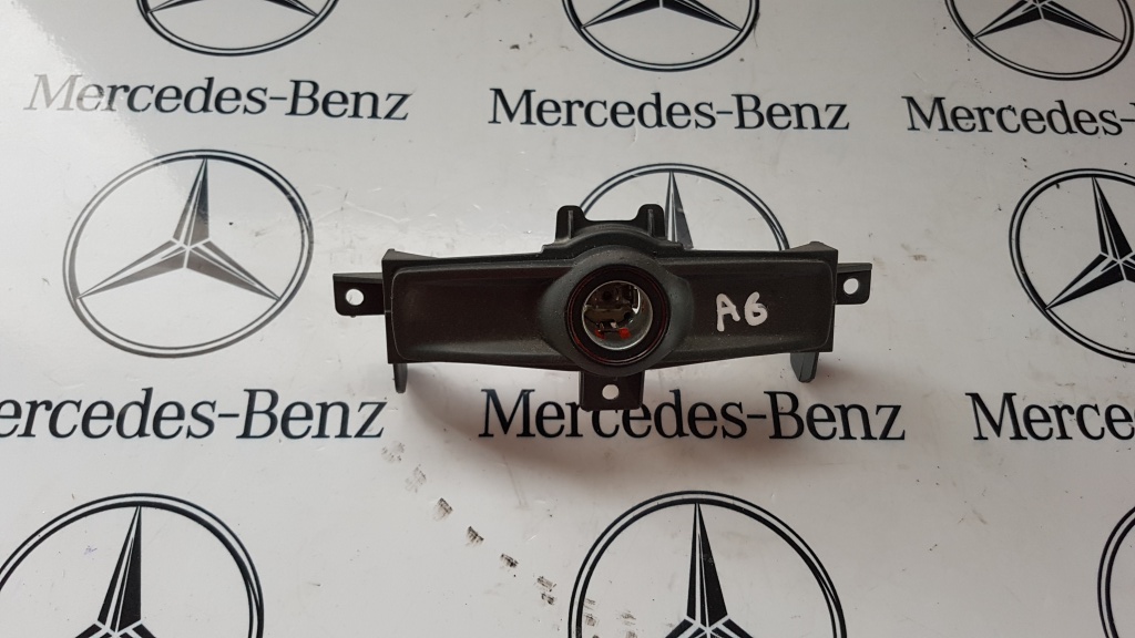 Priza bricheta spate audi a6 4f