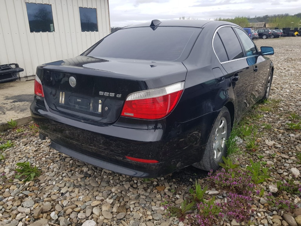 Proiectoare BMW E60 2004 SEDAN 2.5D