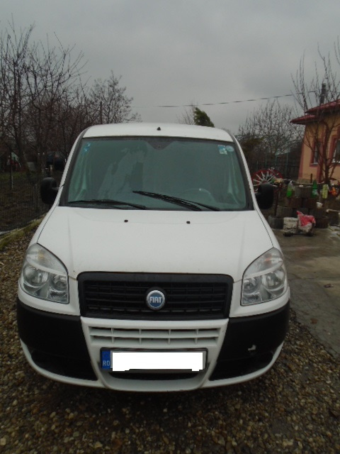 Proiectoare Fiat Doblo 2007 CARGO 1.3 JTD