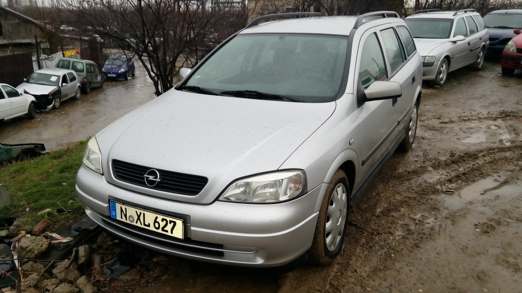 Proiectoare Opel Astra G 2000 Break 1.6 16v