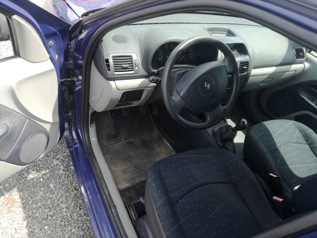 Proiectoare Renault Clio 2 2002 Berlina 