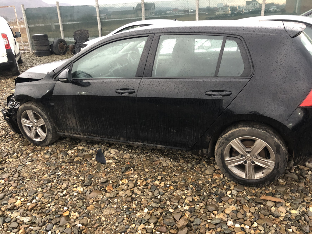 Proiectoare Volkswagen Golf 7 2015 Hatch
